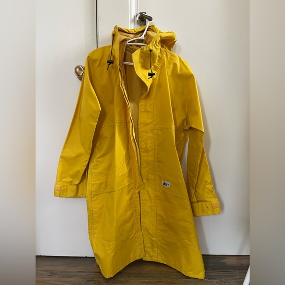 MEC Jackets & Blazers - Vintage MEC Raincoat